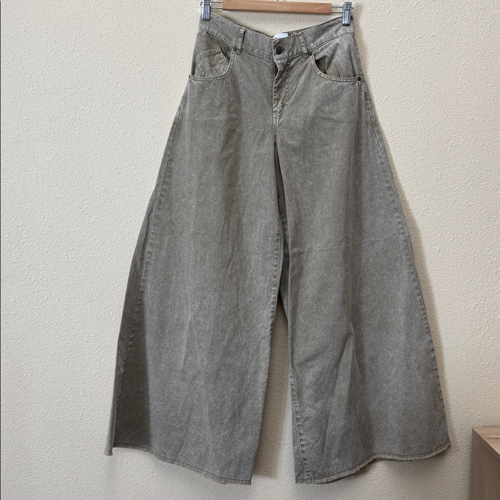 Urban Outfitters BDG Twill Extreme Wide Leg Cotton Pants Tan Wash Size 26
